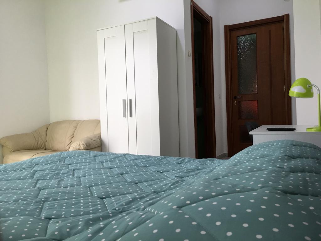 Top Floor Rentrooms Napoli Δωμάτιο φωτογραφία